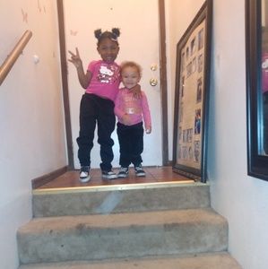 Meet your Posher, Ebony